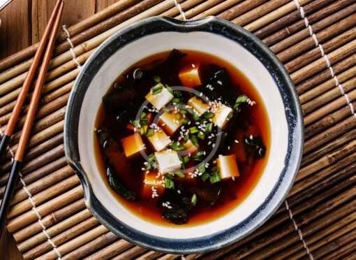 Miso with Tofu, Seaweed and Sesame